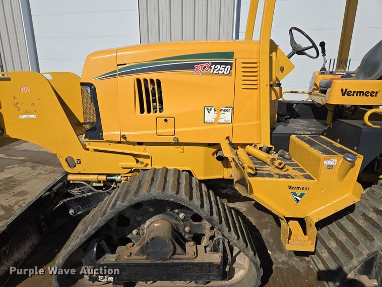 image for item EQ6567 2015 Vermeer RTX1250 rock saw