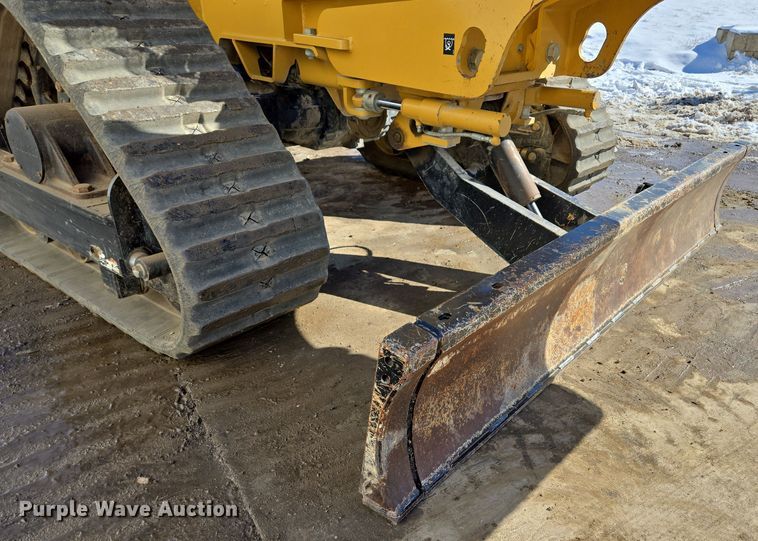 image for item EQ6567 2015 Vermeer RTX1250 rock saw