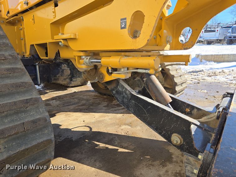 image for item EQ6567 2015 Vermeer RTX1250 rock saw