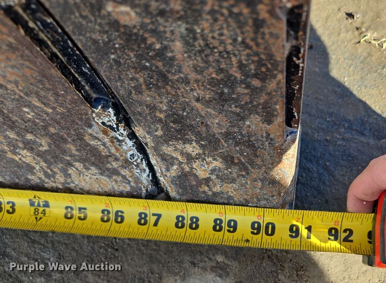 image for item EQ6567 2015 Vermeer RTX1250 rock saw