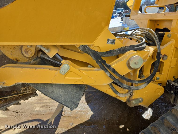 image for item EQ6567 2015 Vermeer RTX1250 rock saw