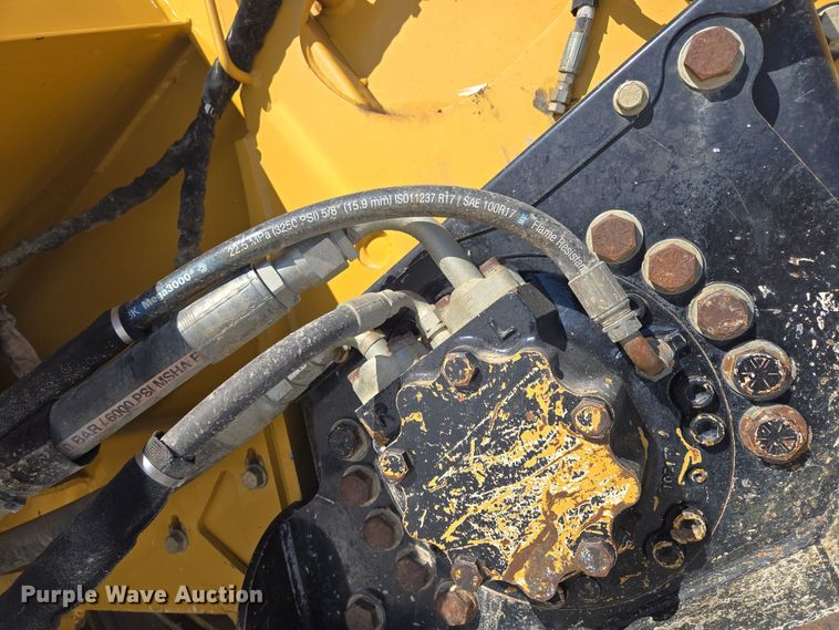 image for item EQ6567 2015 Vermeer RTX1250 rock saw