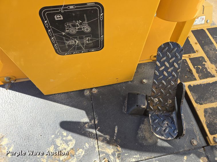 image for item EQ6567 2015 Vermeer RTX1250 rock saw