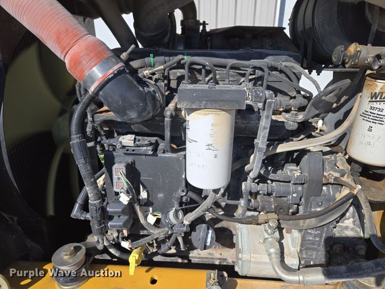 image for item EQ6567 2015 Vermeer RTX1250 rock saw