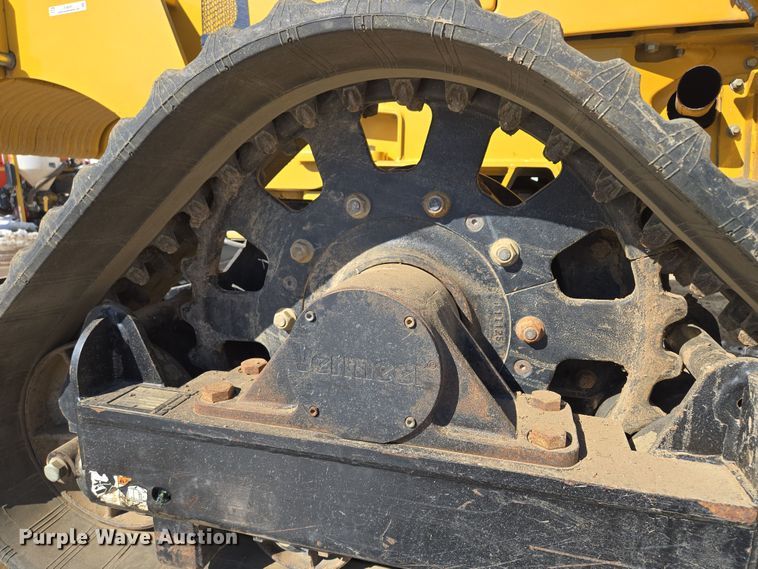 image for item EQ6567 2015 Vermeer RTX1250 rock saw