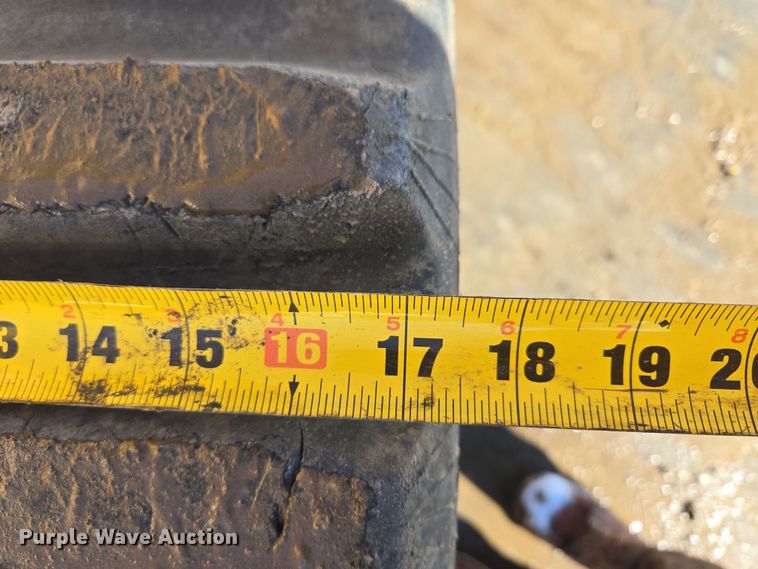 image for item EQ6567 2015 Vermeer RTX1250 rock saw