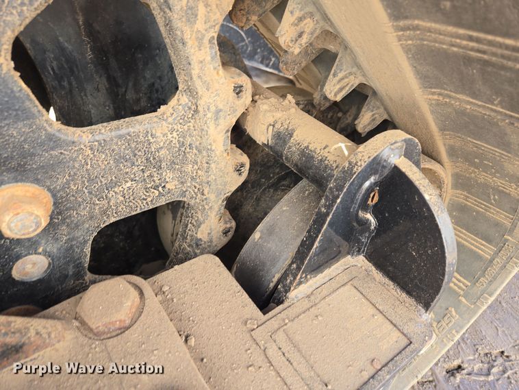 image for item EQ6567 2015 Vermeer RTX1250 rock saw