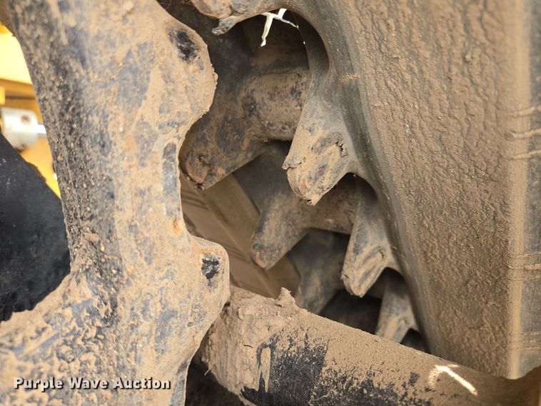 image for item EQ6567 2015 Vermeer RTX1250 rock saw