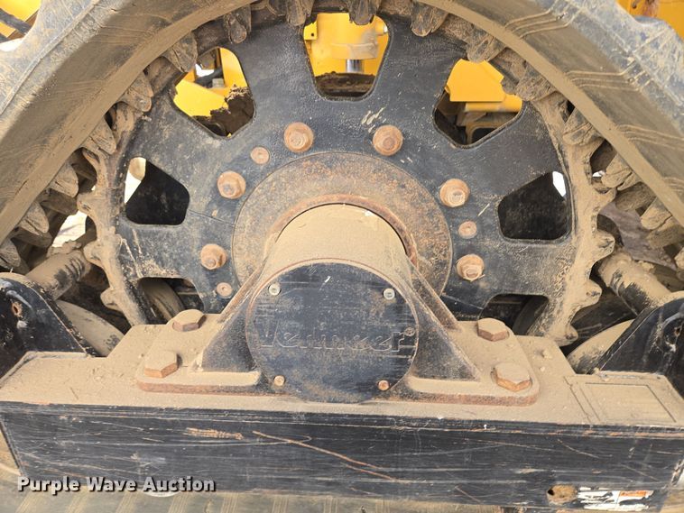 image for item EQ6567 2015 Vermeer RTX1250 rock saw