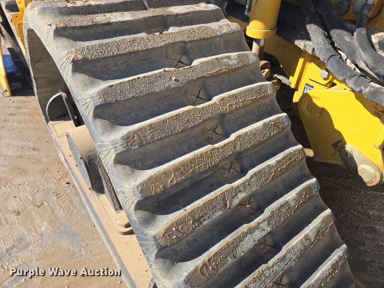 image for item EQ6567 2015 Vermeer RTX1250 rock saw