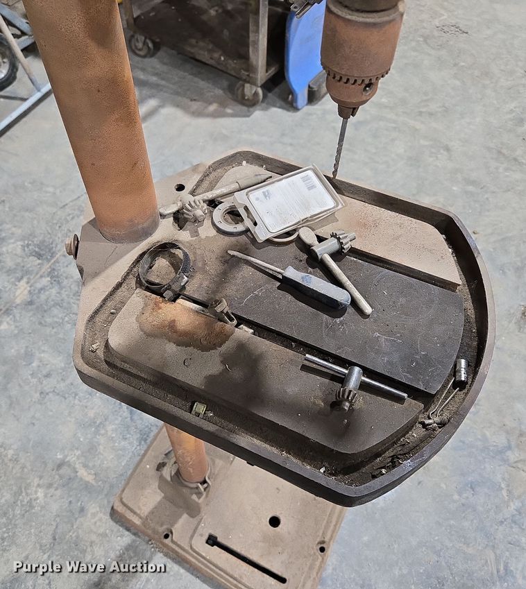 image for item EQ6569 Tools 