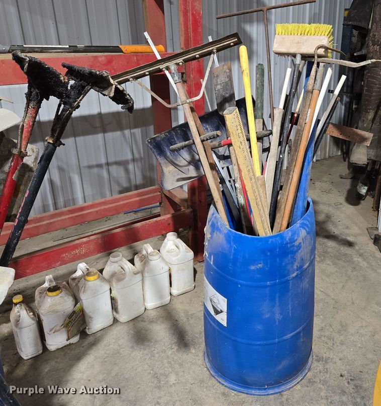 image for item EQ6570 Tools 