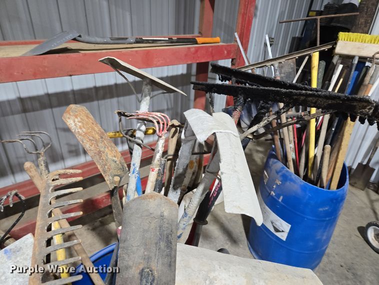 image for item EQ6570 Tools 