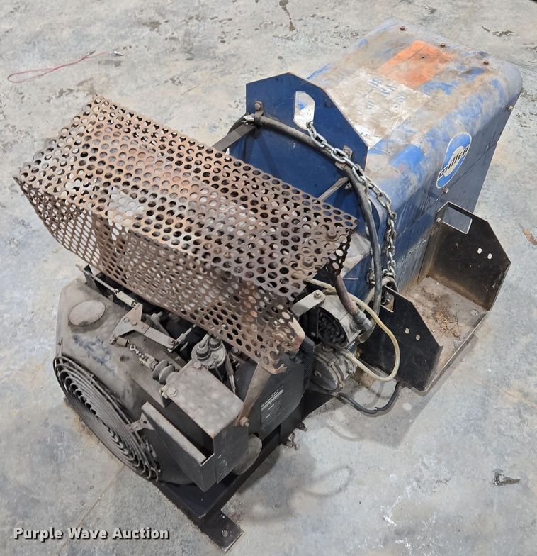 image for item EQ6573 Miller  AEAD-200LE welder/generator
