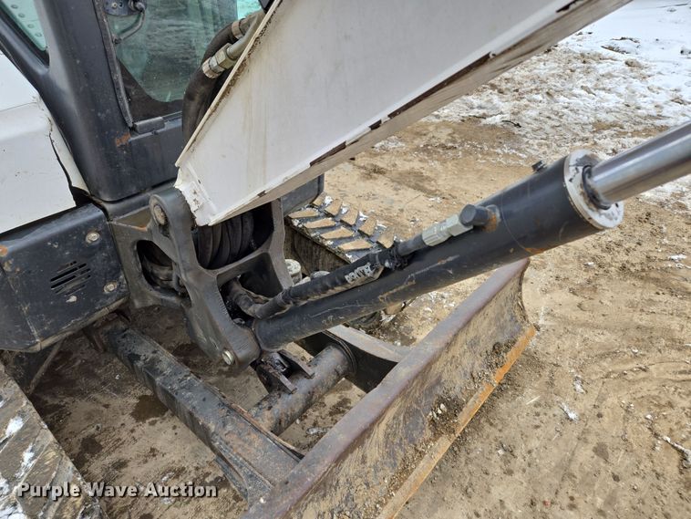 image for item EQ6575 2014 Bobcat  E35 mini excavator