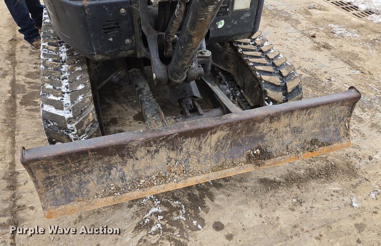 image for item EQ6575 2014 Bobcat  E35 mini excavator