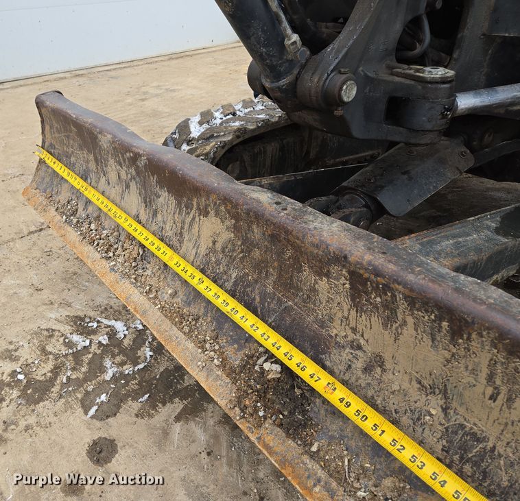 image for item EQ6575 2014 Bobcat  E35 mini excavator