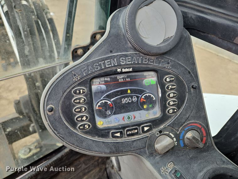 image for item EQ6575 2014 Bobcat  E35 mini excavator