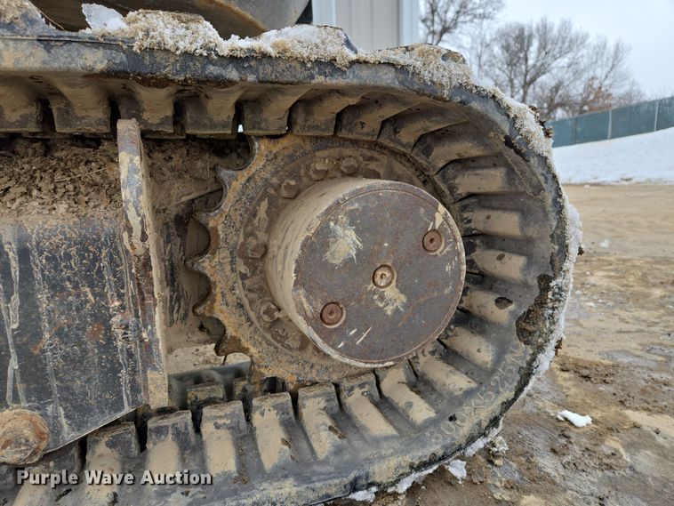 image for item EQ6575 2014 Bobcat  E35 mini excavator