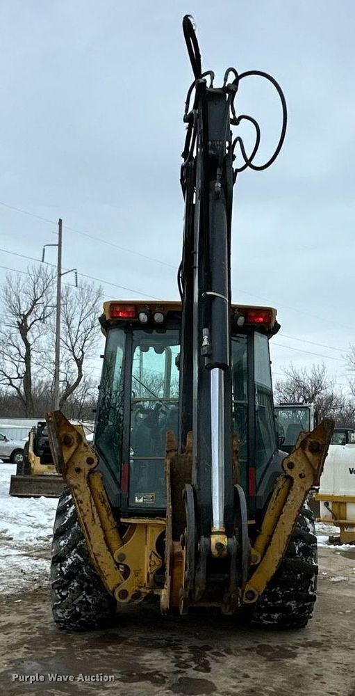 image for item EQ6576 2009 John Deere 410J backhoe