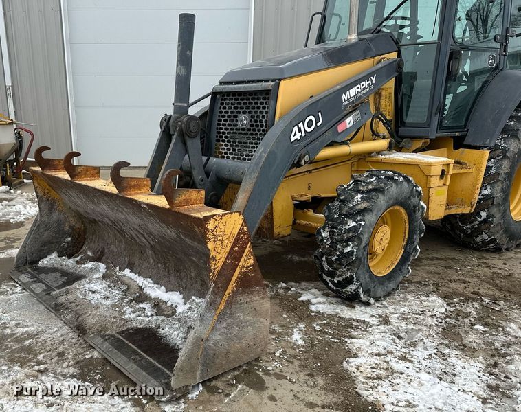 image for item EQ6576 2009 John Deere 410J backhoe