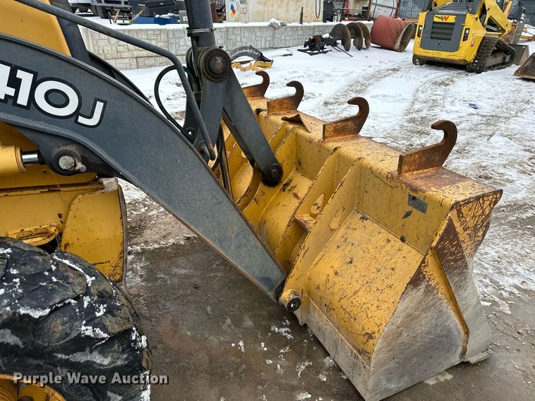 image for item EQ6576 2009 John Deere 410J backhoe