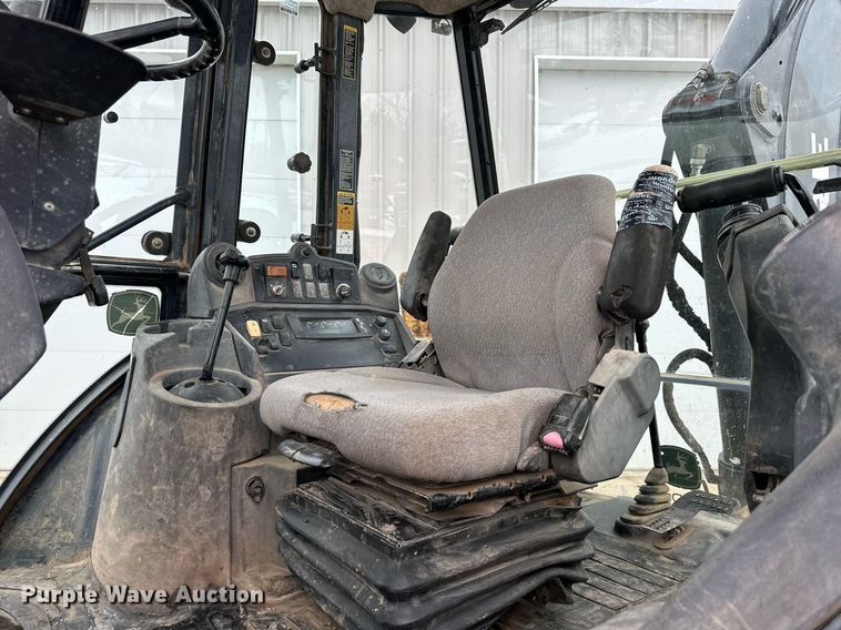 image for item EQ6576 2009 John Deere 410J backhoe