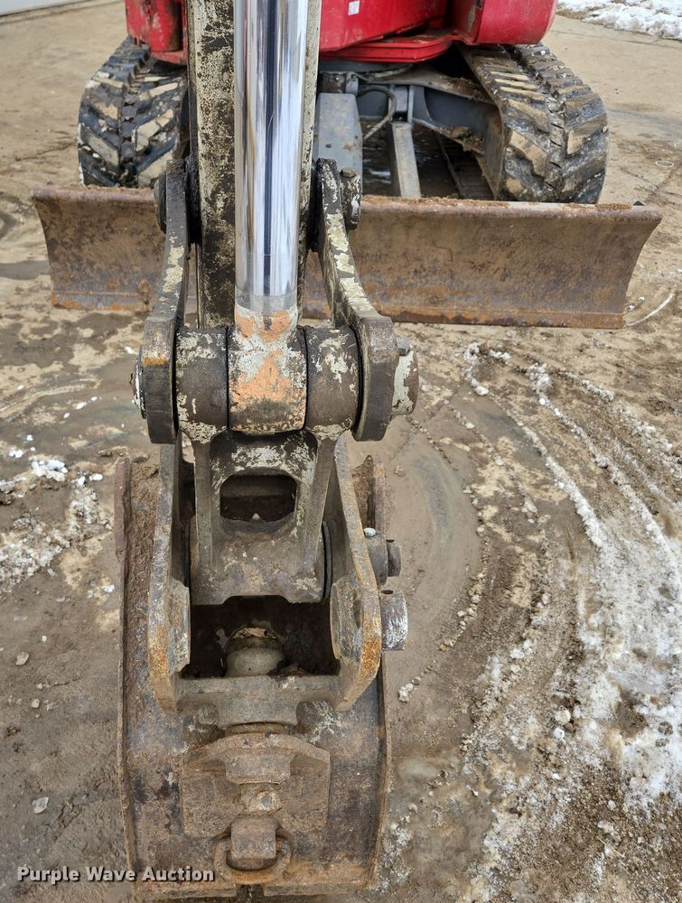 image for item EQ6577 2015 Takeuchi TB280FR mini excavator