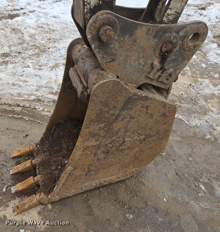 image for item EQ6577 2015 Takeuchi TB280FR mini excavator