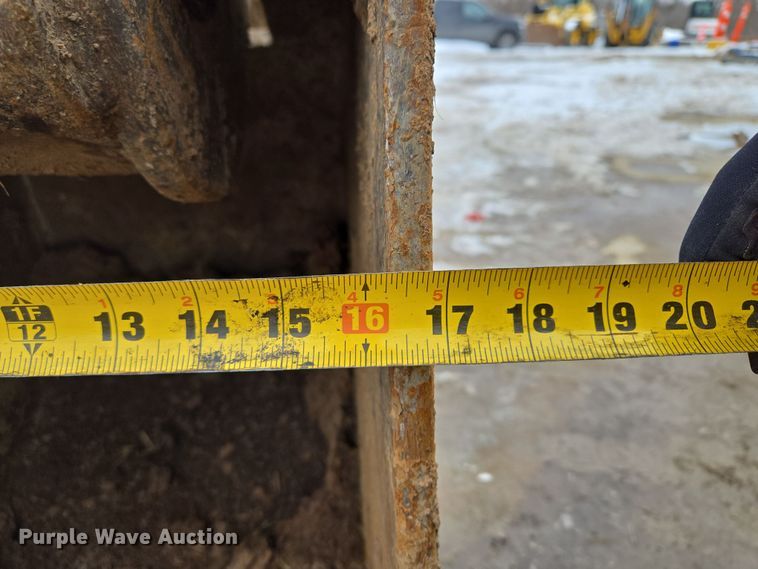 image for item EQ6577 2015 Takeuchi TB280FR mini excavator