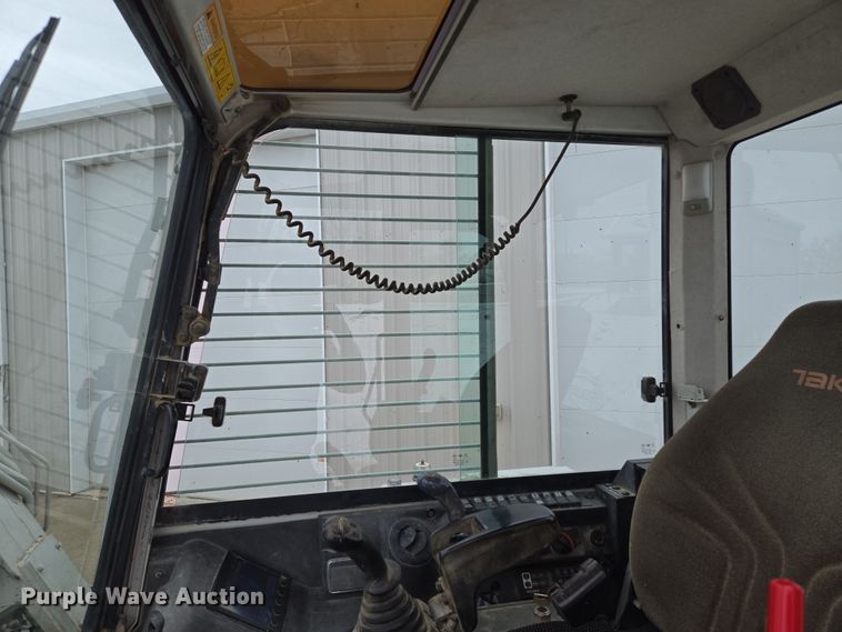 image for item EQ6577 2015 Takeuchi TB280FR mini excavator