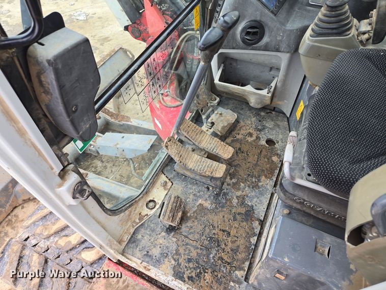 image for item EQ6577 2015 Takeuchi TB280FR mini excavator