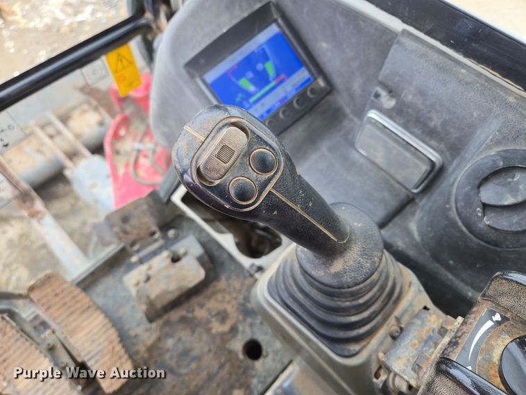 image for item EQ6577 2015 Takeuchi TB280FR mini excavator