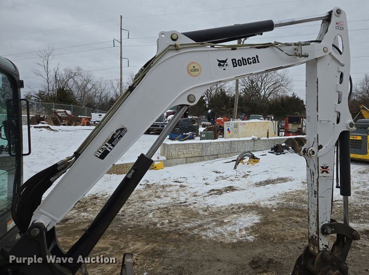 image for item EQ6578 2014 Bobcat E50 mini excavator
