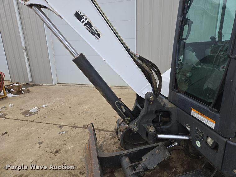 image for item EQ6578 2014 Bobcat E50 mini excavator