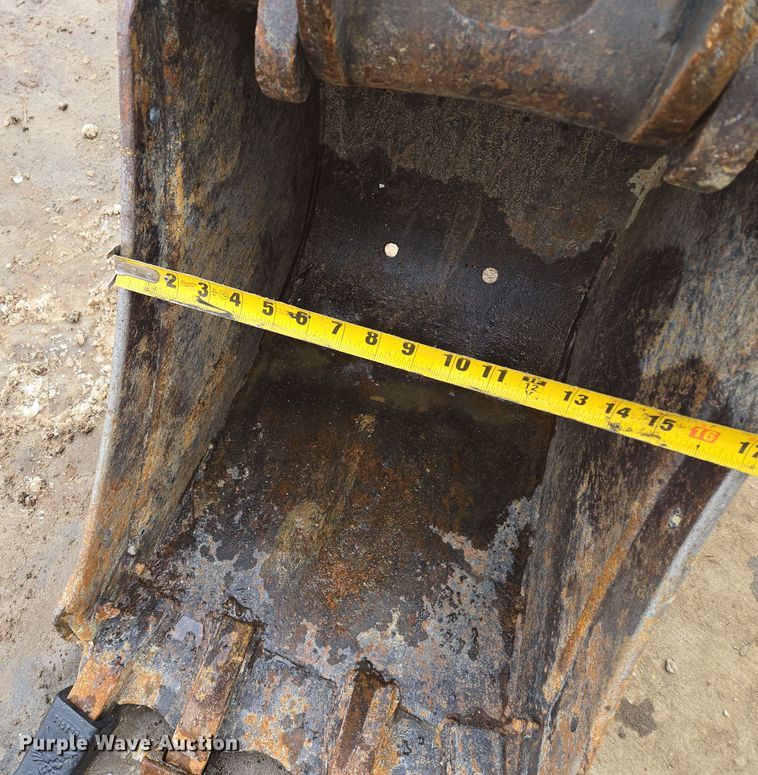 image for item EQ6578 2014 Bobcat E50 mini excavator