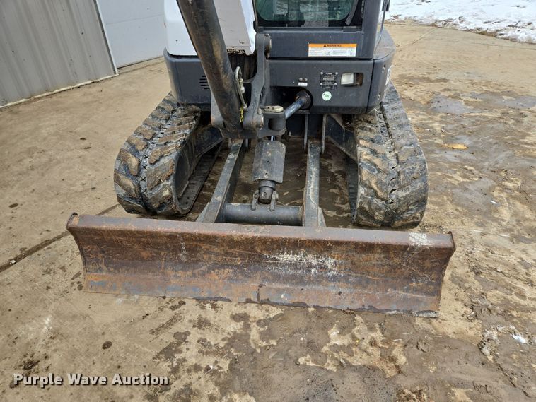 image for item EQ6578 2014 Bobcat E50 mini excavator