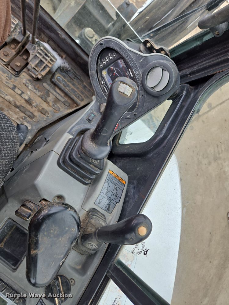 image for item EQ6578 2014 Bobcat E50 mini excavator