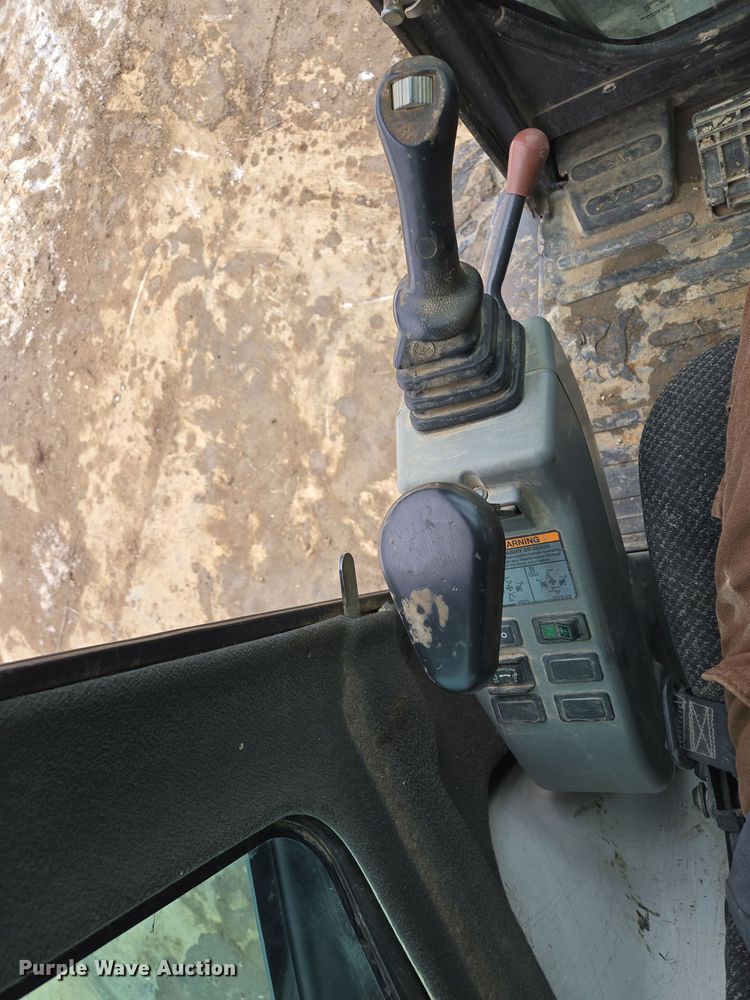 image for item EQ6578 2014 Bobcat E50 mini excavator