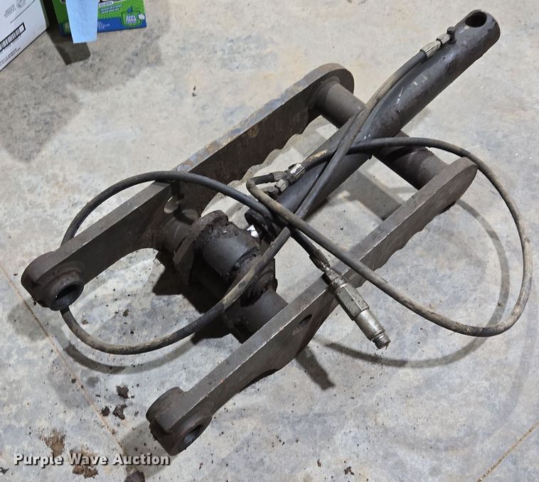 image for item EQ6578 2014 Bobcat E50 mini excavator