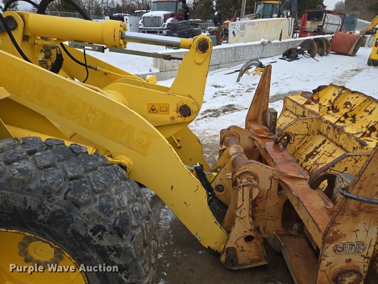 image for item EQ6579 2002 New Holland  LW110 wheel loader