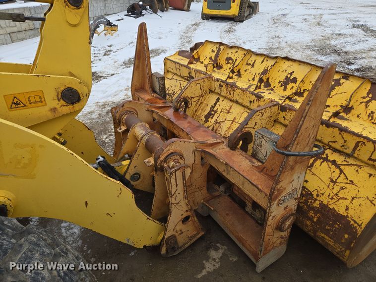 image for item EQ6579 2002 New Holland  LW110 wheel loader