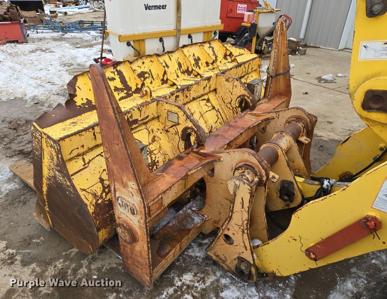 image for item EQ6579 2002 New Holland  LW110 wheel loader