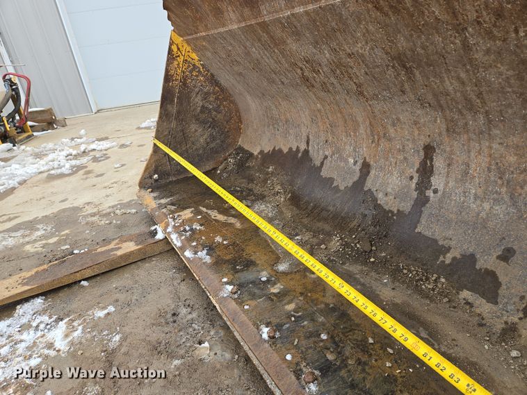 image for item EQ6579 2002 New Holland  LW110 wheel loader