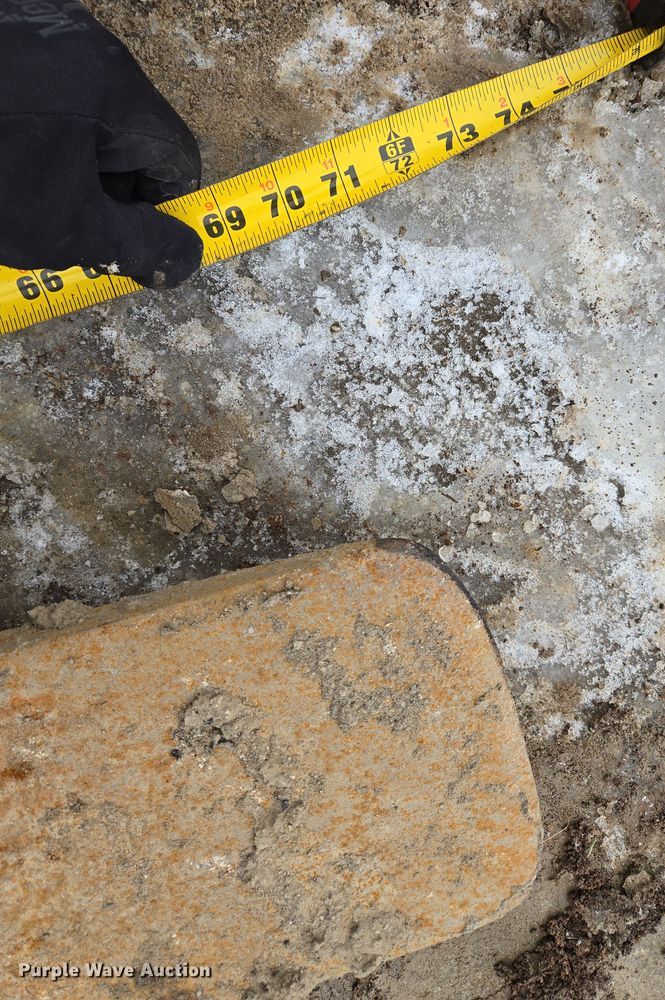 image for item EQ6579 2002 New Holland  LW110 wheel loader