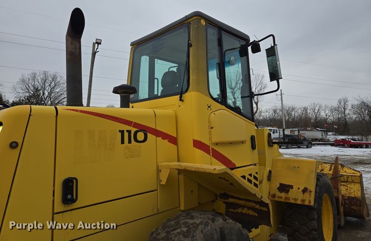 image for item EQ6579 2002 New Holland  LW110 wheel loader