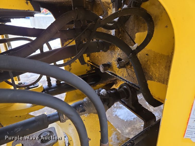 image for item EQ6579 2002 New Holland  LW110 wheel loader