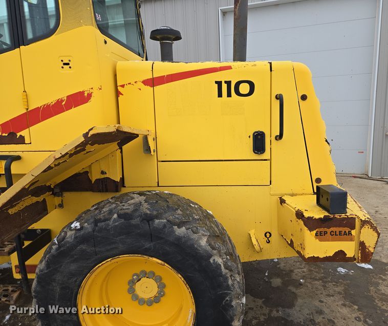 image for item EQ6579 2002 New Holland  LW110 wheel loader