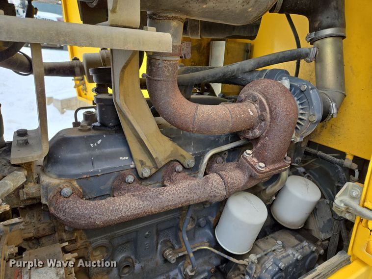 image for item EQ6579 2002 New Holland  LW110 wheel loader