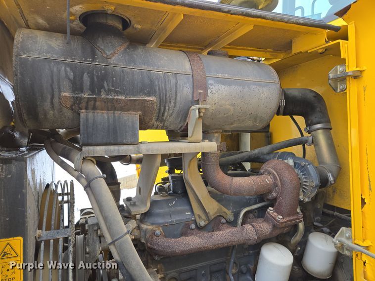 image for item EQ6579 2002 New Holland  LW110 wheel loader